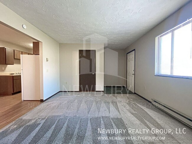 Building Photo - 16 Clearview Meadows Rental