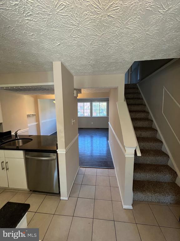 Photo - 2832 S Meade St