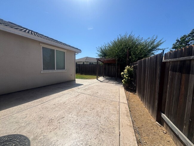 Photo - Charming 3 Bedroom, 2 Bathroom Home Elk Grove