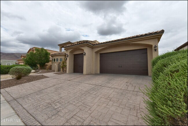 Photo - 6304 Franklin Trail Drive