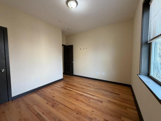 Photo - 1911 N Gratz St