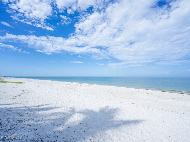 Photo - 4001 Gulf Shore Blvd N Unidad PH-4