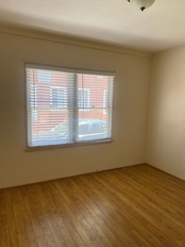 Photo - 629- Apartment Unit #3