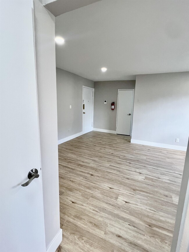 Photo - 7212 JFK Blvd E Unidad 6B