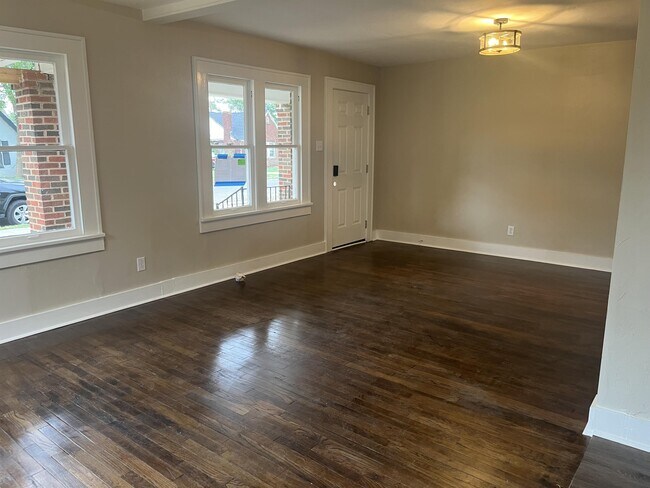 Photo - 2111 27th St