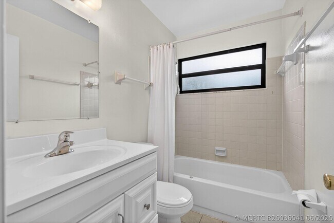 Photo - 707 Stonewood Ct Unit 19c