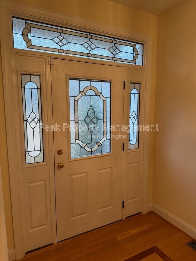 Photo - 14116 Spruce Ave