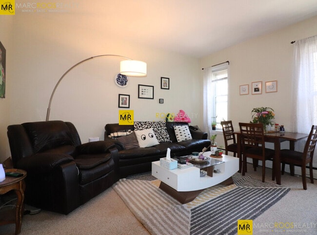 Photo - 200 Saint Paul St