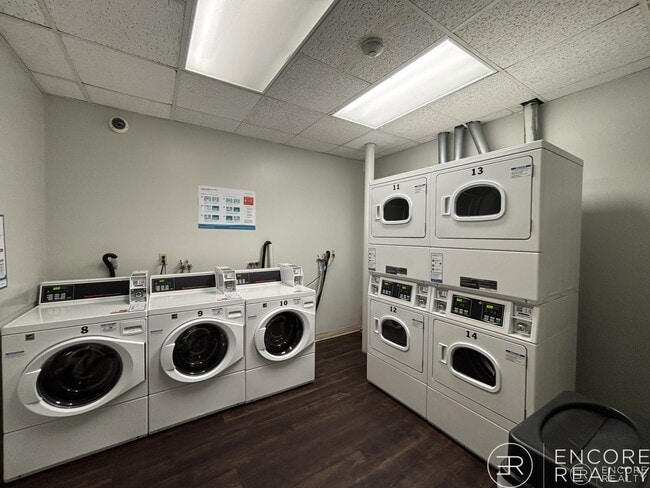 Building Photo - 833 Beacon St Unit 201