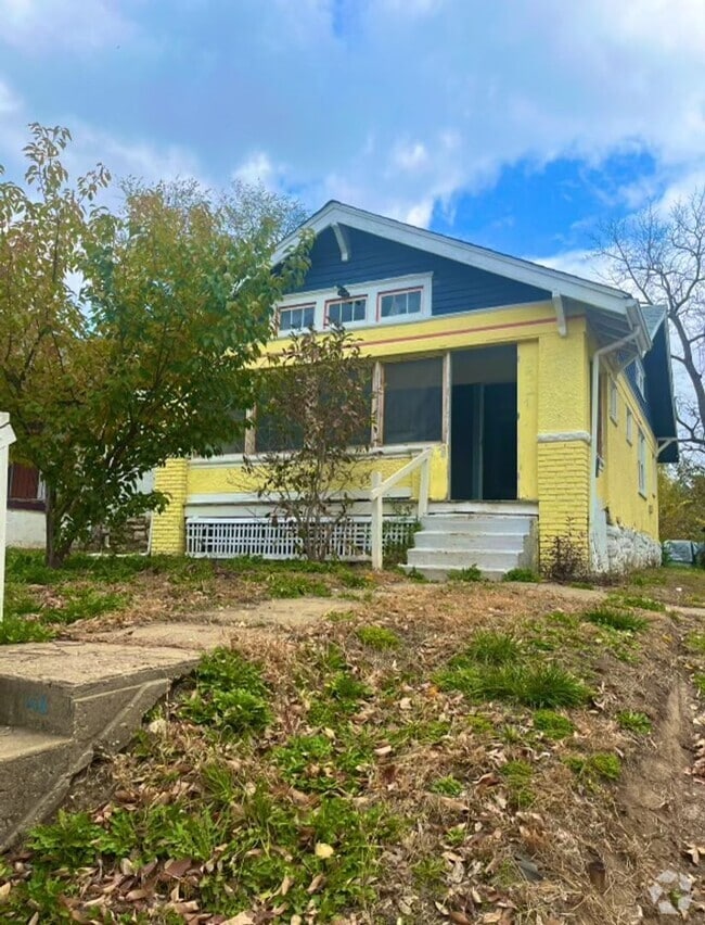 Building Photo - Cozy 2 bedroom 1 bath Rental