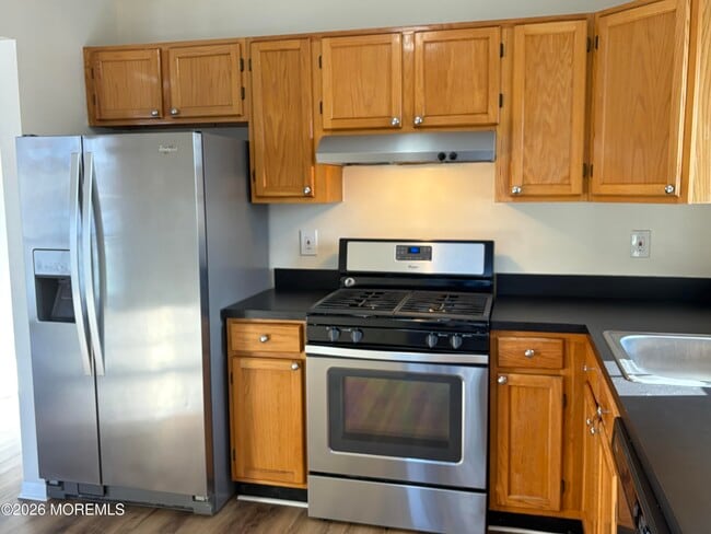 Photo - 231 Atlantic St Unit 33