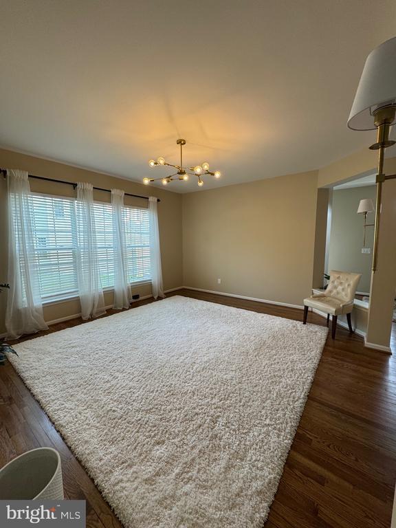5980 Twin Branch Ct