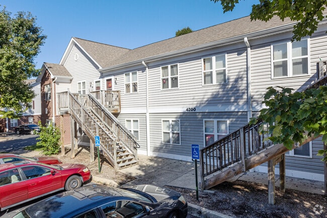 Photo - The Woods of Glen Hill Manor