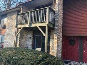 Building Photo - 263 River Ave Unit 6 Au