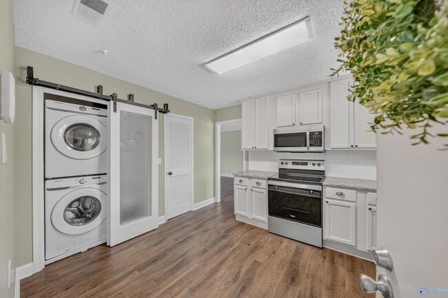 Photo - 1208 SE Willowbrook Dr