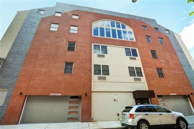 Photo - 545 39th St Unit #306