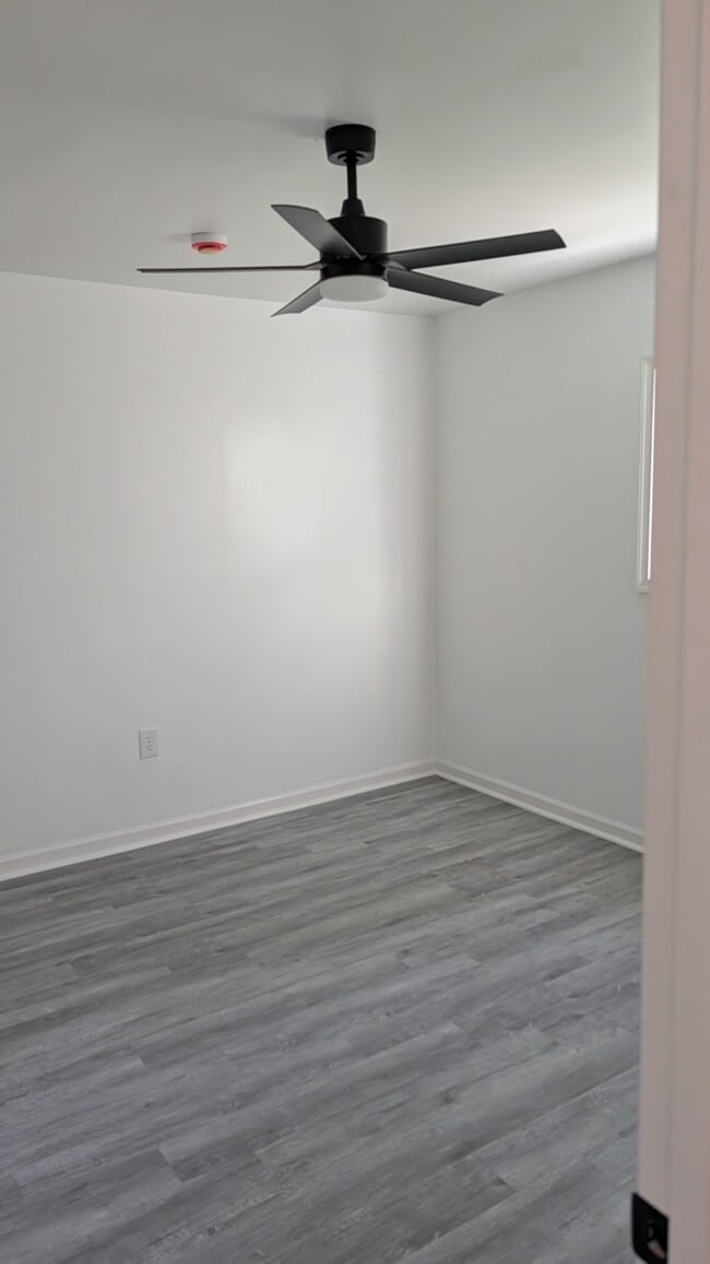 Photo - 3214 Detroit Ave Unit B