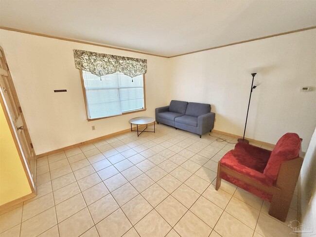 Photo - 1469 E Johnson Ave