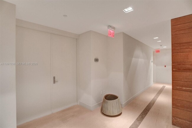 Photo - 3535 Hiawatha Ave Unit 405