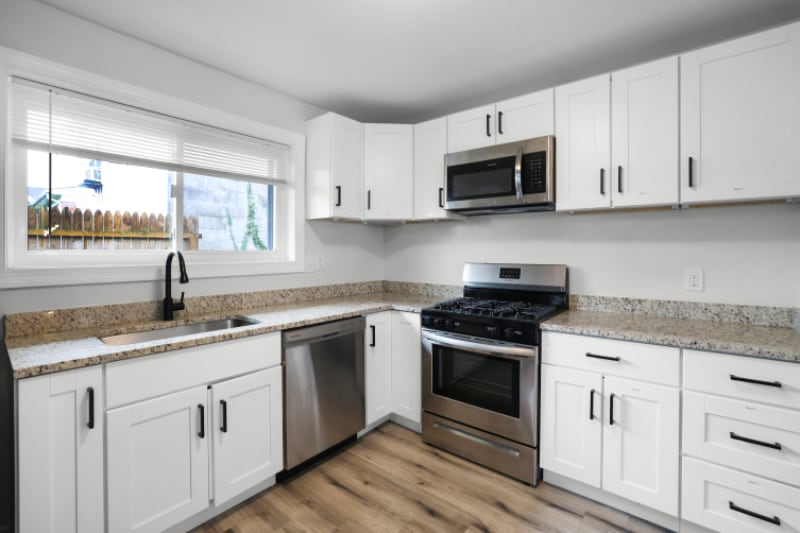 Photo - 5201 Banks Pl NE