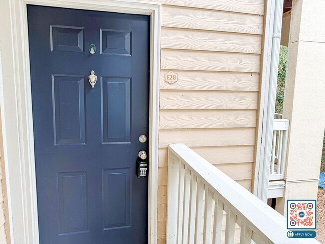 Photo - Beautiful 2 bedroom/2 bathroom Resort-Style Living Minutes from Beaches & Golf