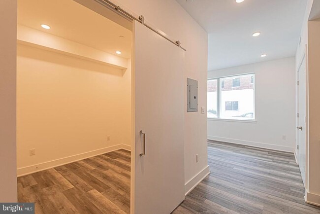 Photo - 1245 Ridge Ave Unit 102