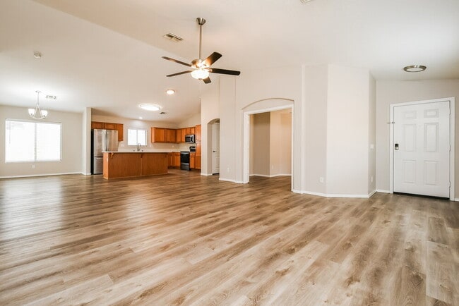 Photo - 39378 N Parisi Cir