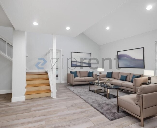 Building Photo - Unit