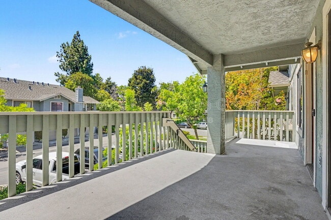 Photo - 4995 Conway Terrace