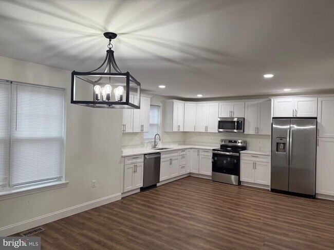 Photo - 6409 63rd Pl