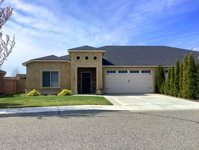 Building Photo - 2817 Tuscanna Dr