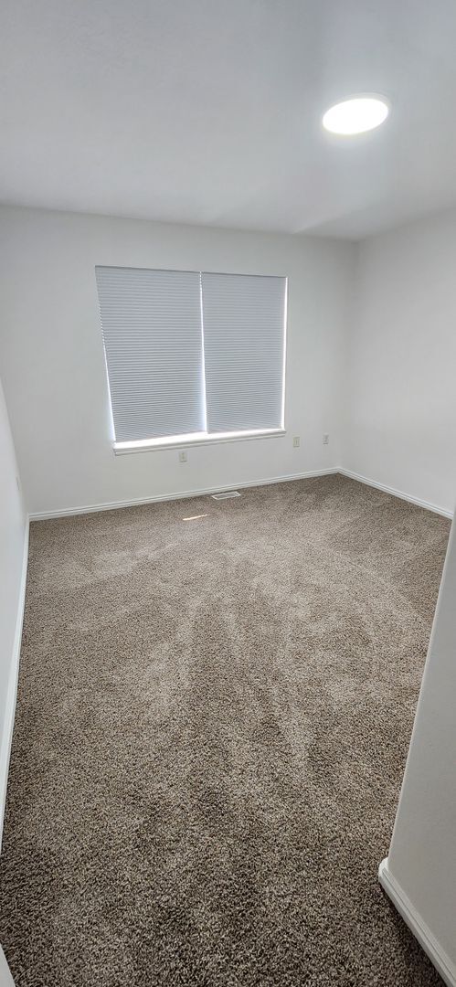 Photo - Charming 3 Bedroom Townhome For Rent in Herriman!