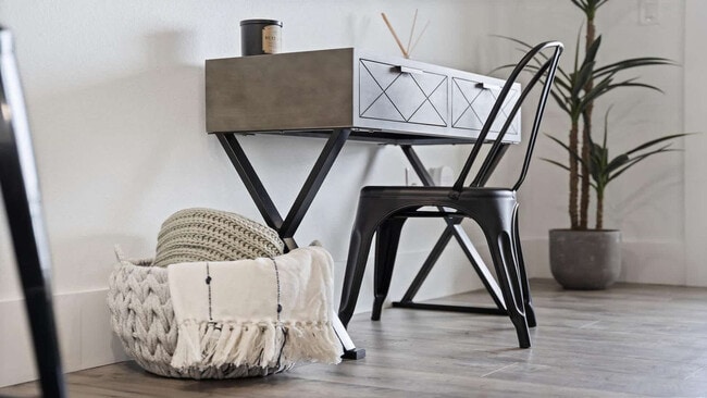 Photo - 9955 E County Hwy 30A Unidad ID1354967P