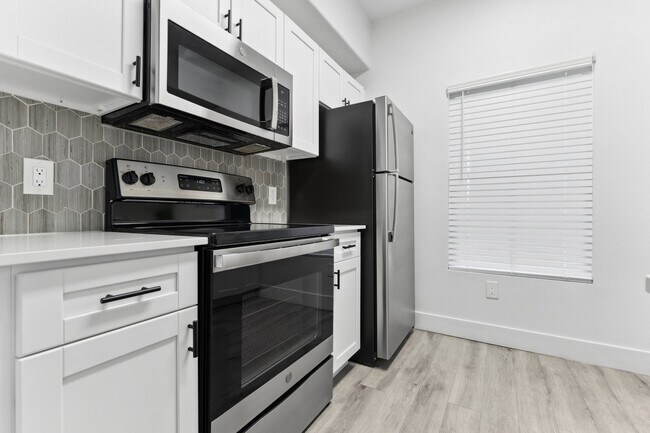 Photo - 875 W Pecos Rd Unit ID1047722P