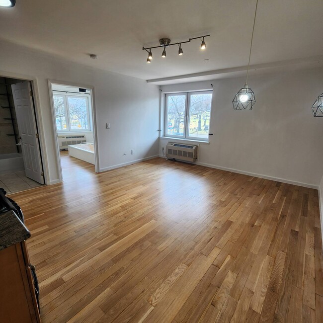 Photo - 66-83-83 70th St