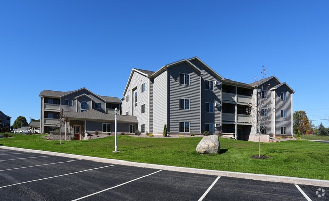 Ravada Hill Apartments