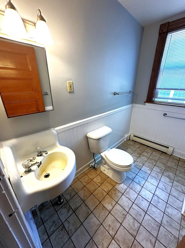 Photo - 234 Pearl St Unit APT 7