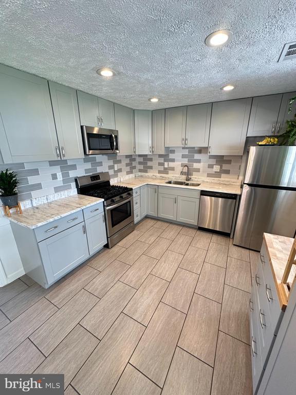 Photo - 10411 Farrar Ave
