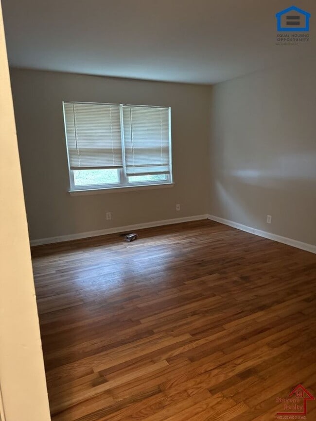 Photo - 1231 Helena Dr