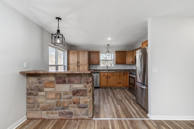 Photo - 100 Brewer Rd