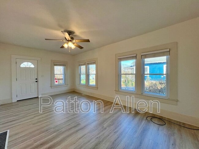 Photo - 90 Fairfax Ave