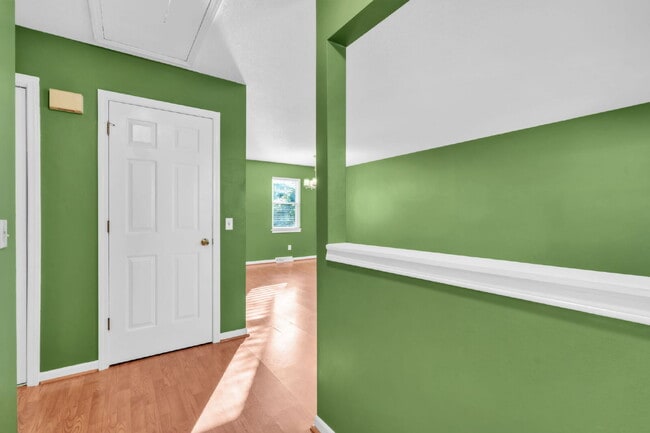Photo - 3BR/2BA Cul-de-Sac Retreat Minutes from Downtown..Fenced Yard & Deck! $2100/mo rent