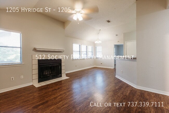 Photo - 1205 Hyridge St Unidad 1205