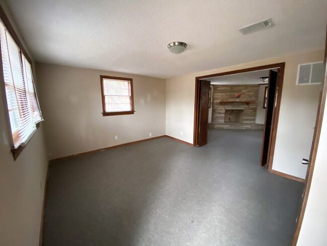 Photo - 111 Waldrop Rd