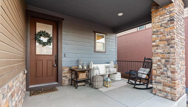 Photo - 1000 Equinox Dr