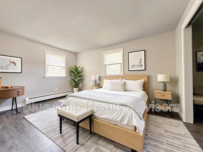 Building Photo - 7 Meisner Cir Unit 42