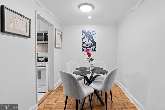 Photo - 3901 Tunlaw Rd NW Unit 506