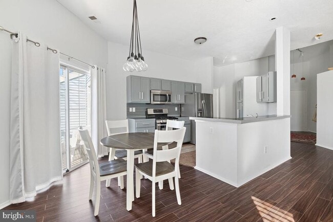 Photo - 5033 Beech Ct