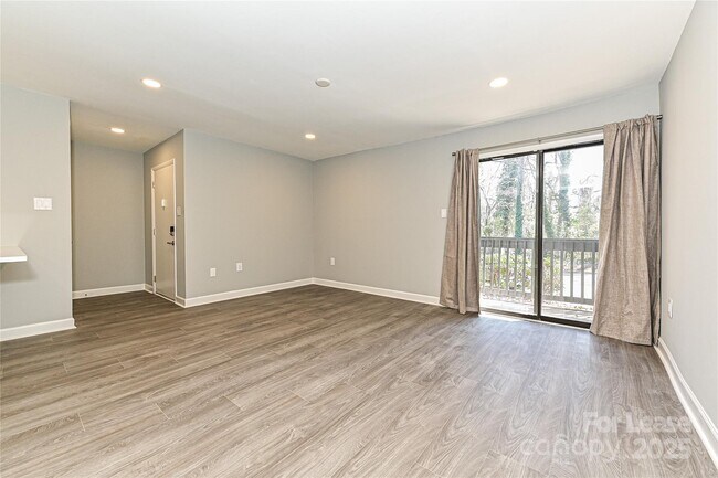 Photo - 5020 Sardis Rd Unidad E