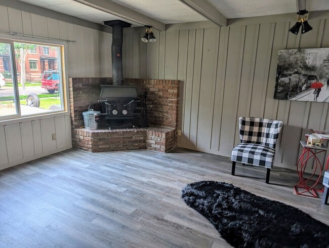 Photo - Beautiful Home 4bd 3bath